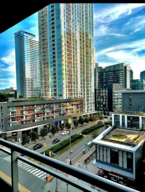 Cozy condo downtown